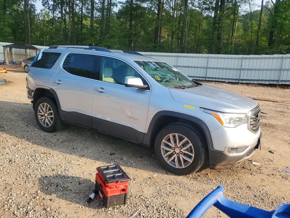 2017 GMC ACADIA SLE 4