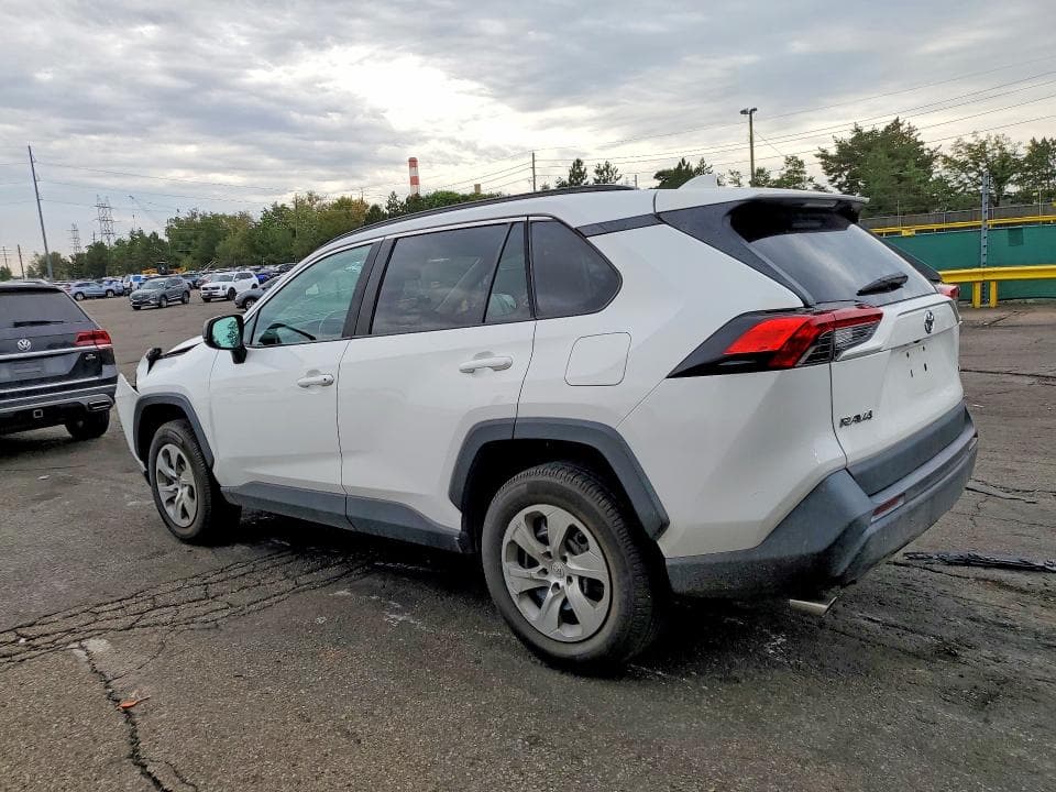 2021 TOYOTA RAV4 LE 2