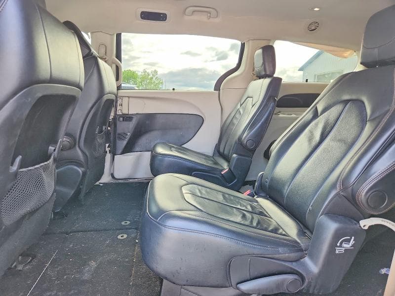 2017 CHRYSLER PACIFICA TOURING L 11