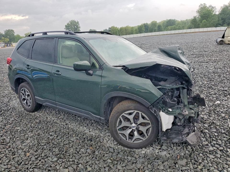 2024 SUBARU FORESTER PREMIUM 4