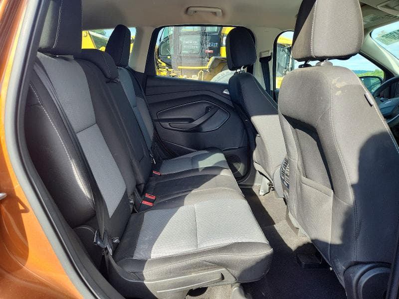 2017 FORD ESCAPE SE 11