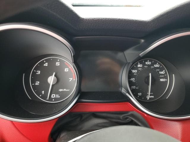 2019 ALFA ROMEO STELVIO 9