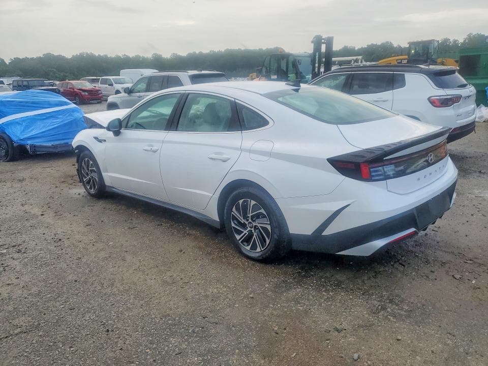 2026 HYUNDAI SONATA HYBRID BLUE 2