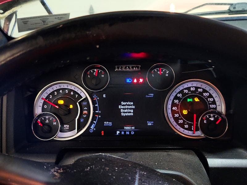 2021 RAM 1500 CLASSIC SLT 9
