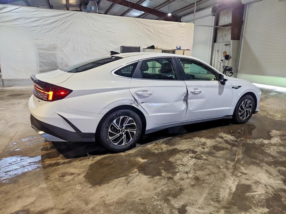 2026 HYUNDAI SONATA HYBRID BLUE 3