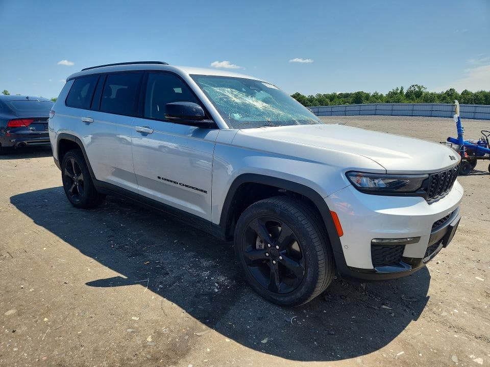 2023 JEEP GRAND CHEROKEE L LIMITED 4
