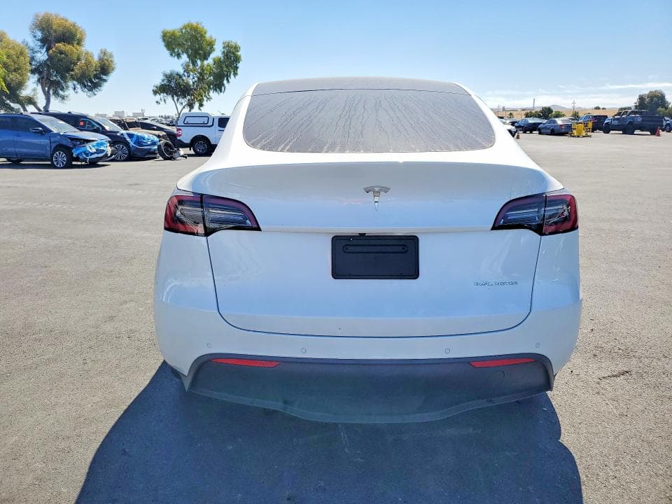 2021 TESLA MODEL Y 6