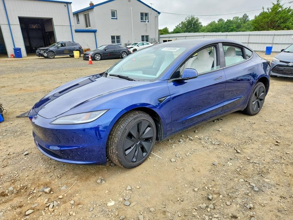 2026 TESLA MODEL 3 - 1