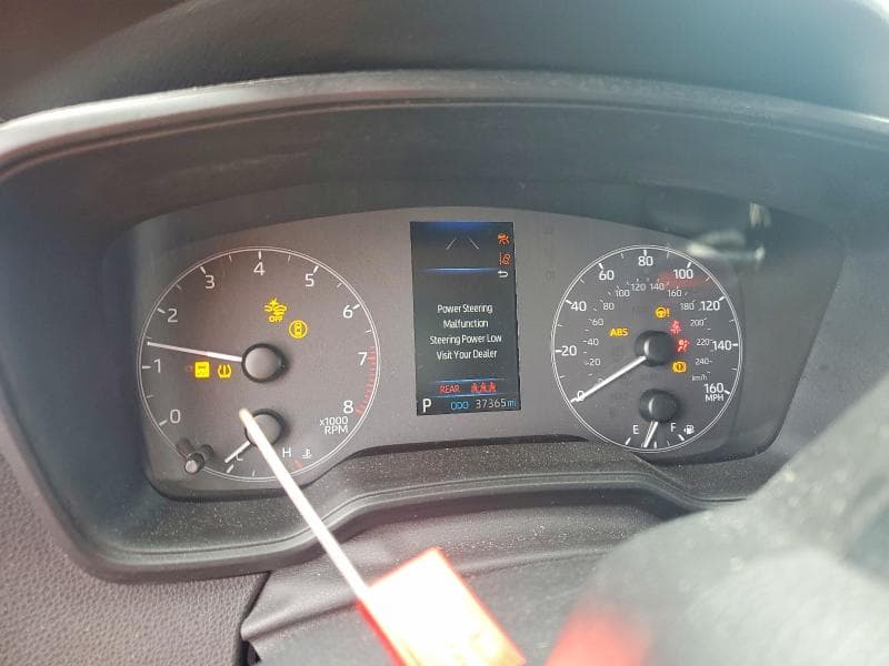 2023 TOYOTA COROLLA LE 9