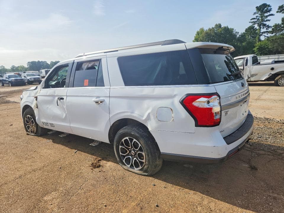 2022 FORD EXPEDITION MAX XLT 2