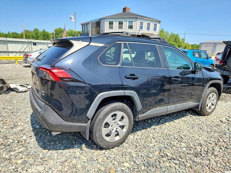 2020 TOYOTA RAV4 LE 3