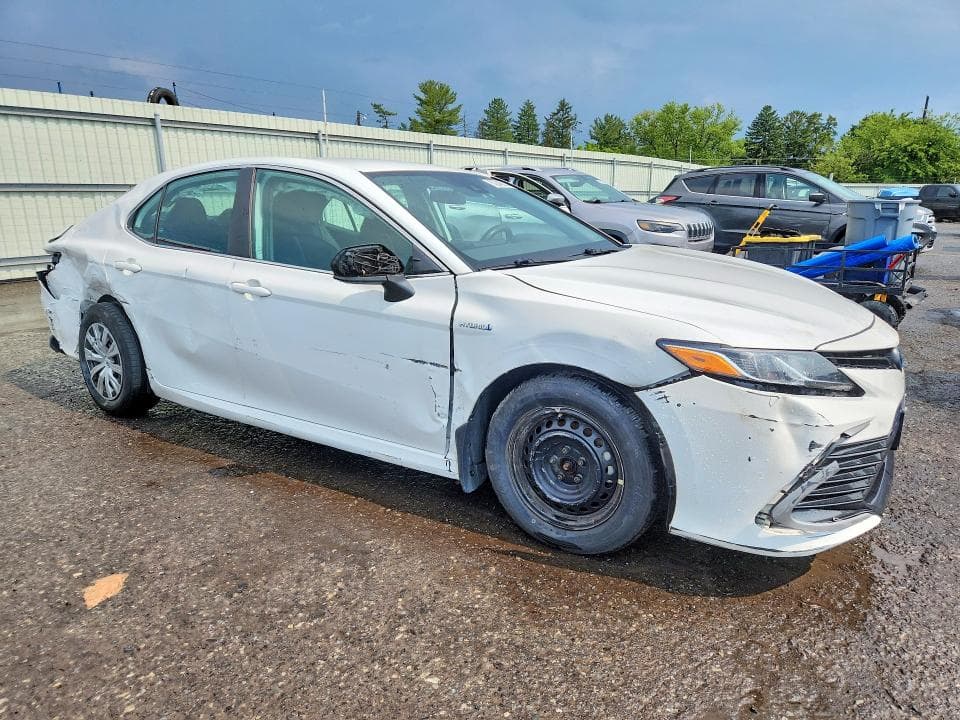 2021 TOYOTA CAMRY LE 4