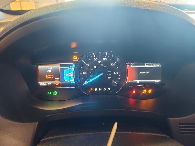 2018 FORD EXPLORER XLT 9