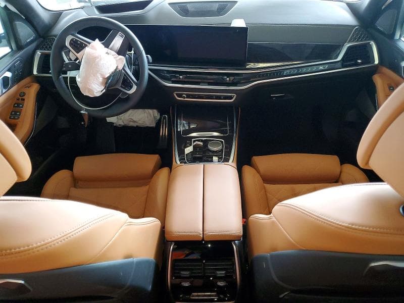 2026 BMW X7 XDRIVE40I 8