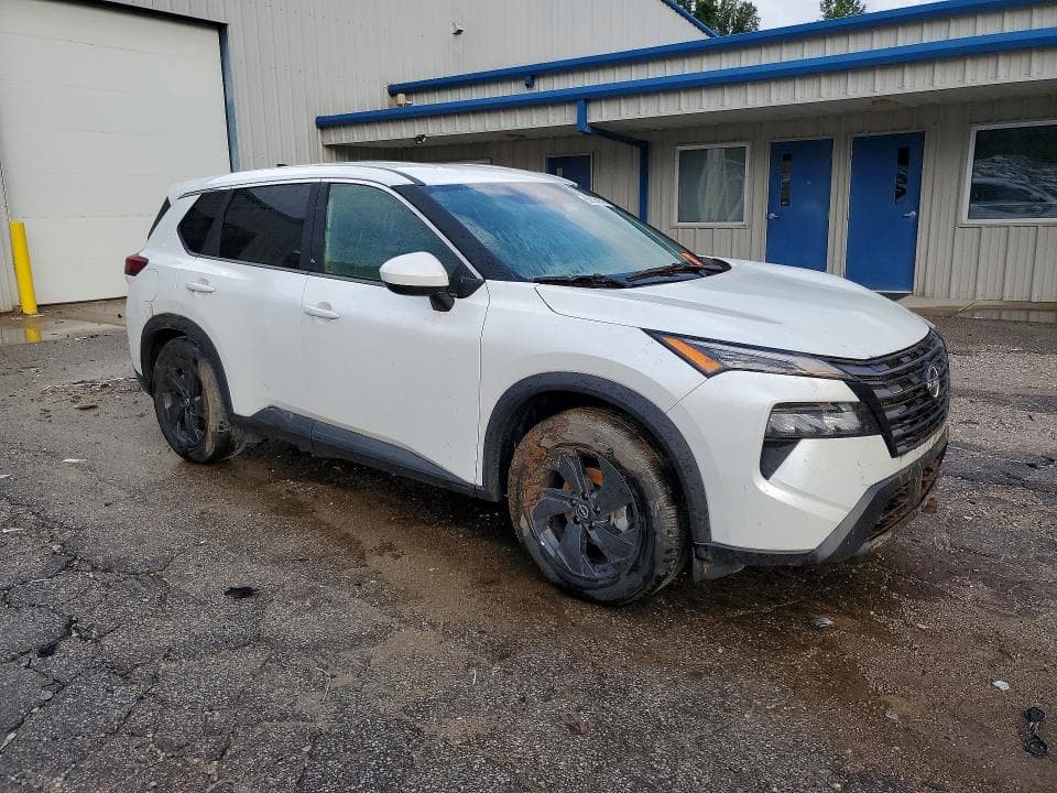 2026 NISSAN ROGUE SV 4