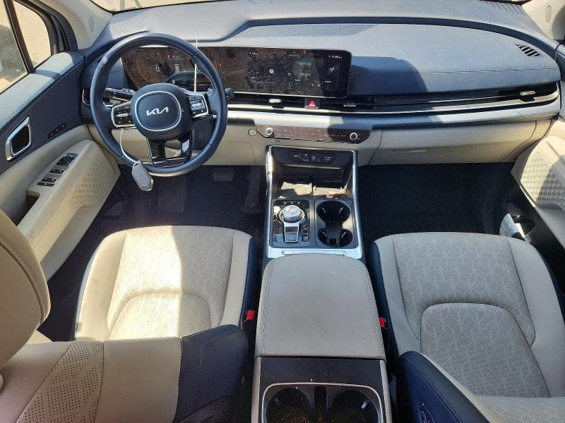 2026 KIA CARNIVAL EX 8