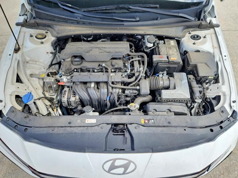 2024 HYUNDAI ELANTRA SEL 11