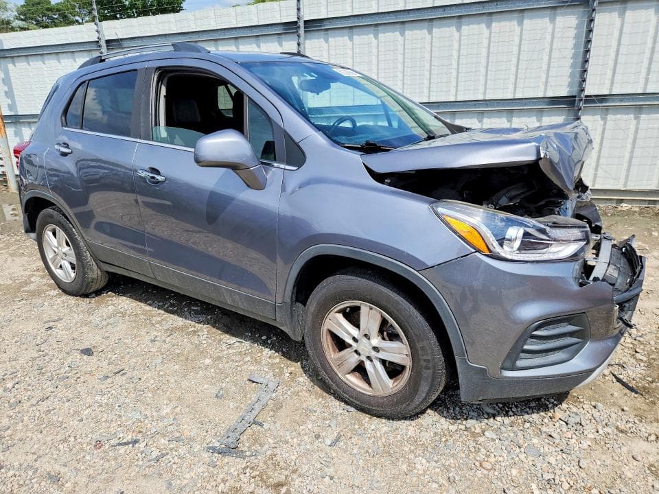 2020 CHEVROLET TRAX 1LT 4