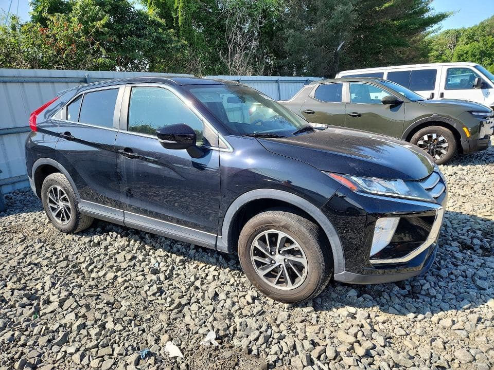 2020 MITSUBISHI ECLIPSE CROSS ES 4