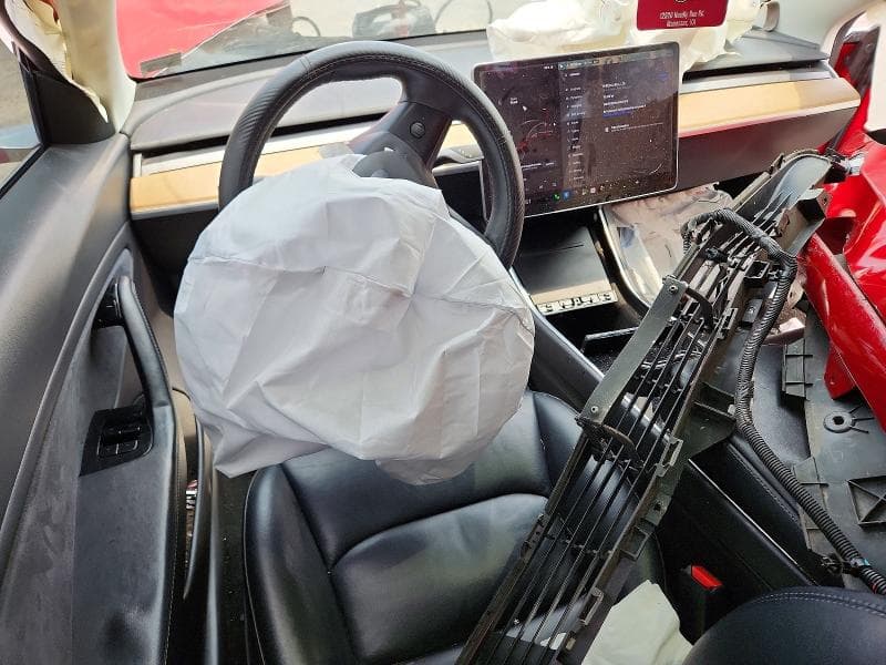 2019 TESLA MODEL 3 8