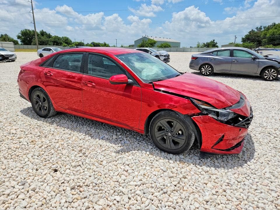 2021 HYUNDAI ELANTRA SEL 4