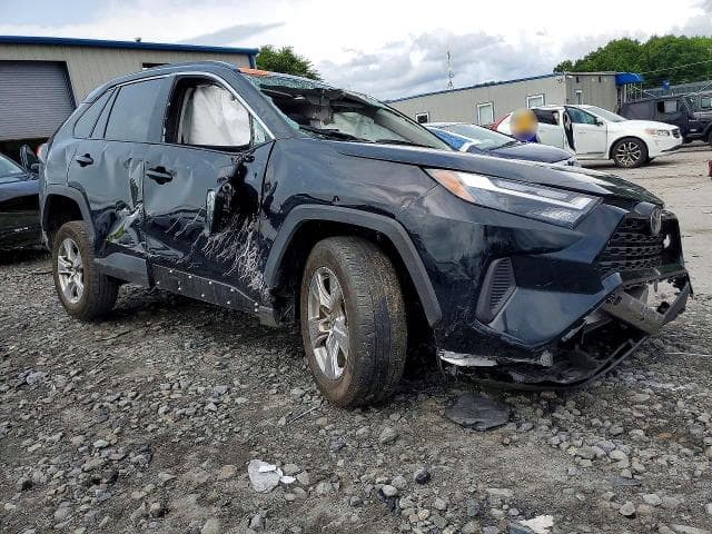 2025 TOYOTA RAV4 XLE 4