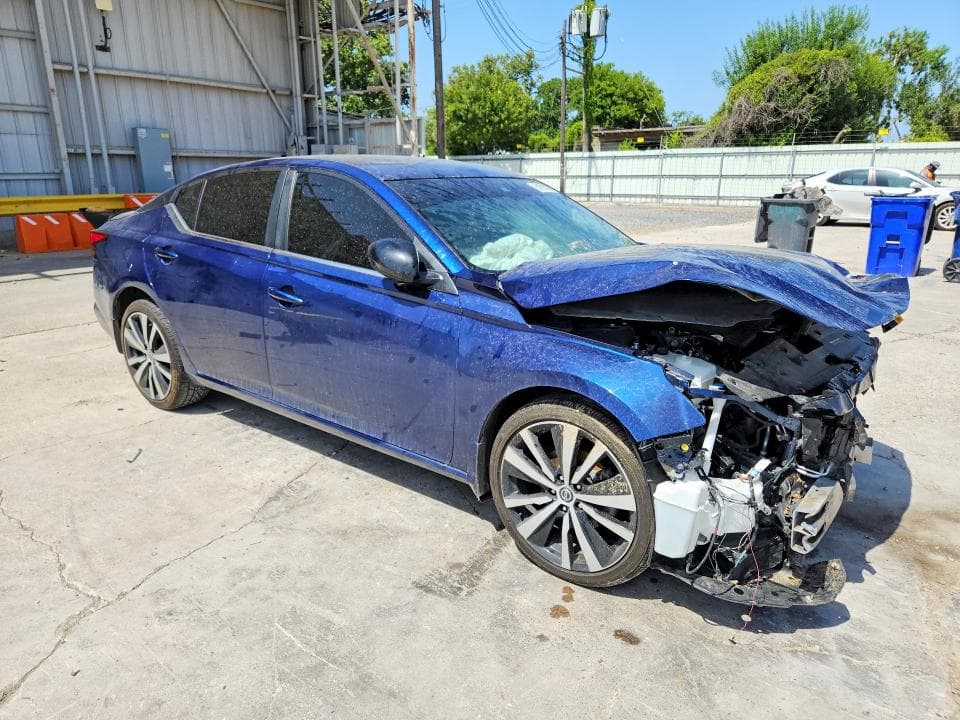 2020 NISSAN ALTIMA SR 4
