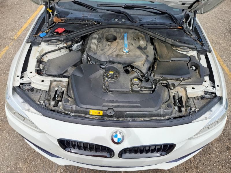 2018 BMW 330E 11