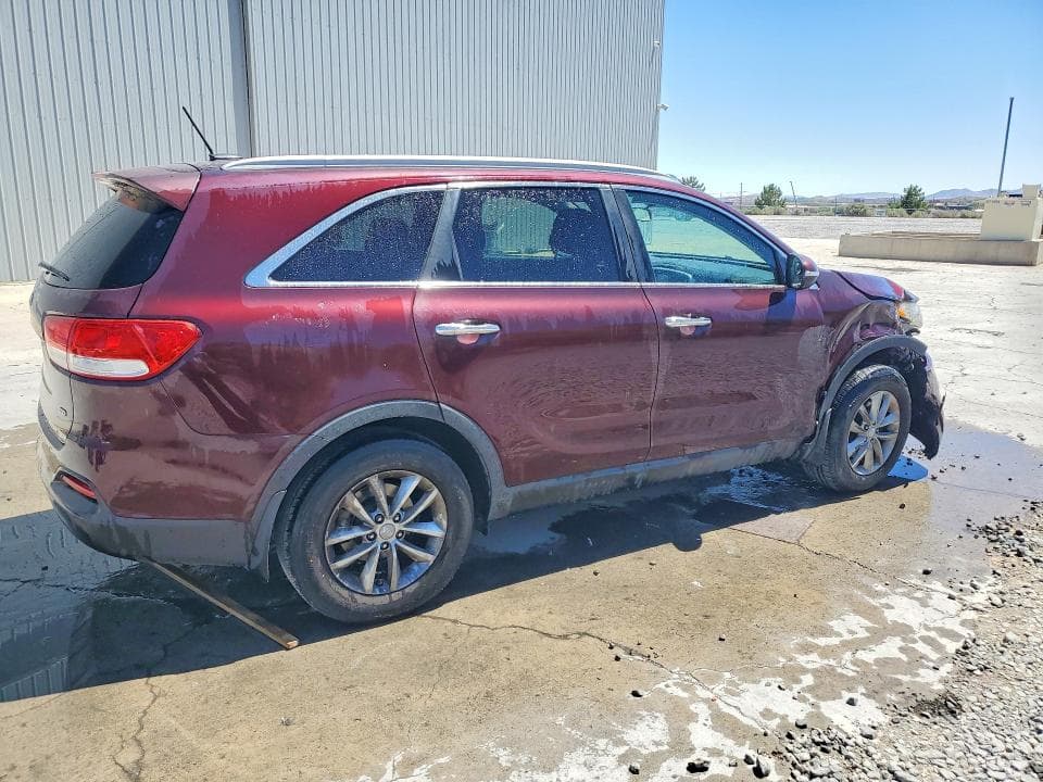 2017 KIA SORENTO LX 3