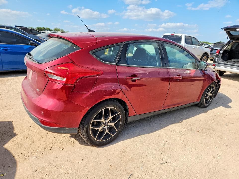 2017 FORD FOCUS SEL 3