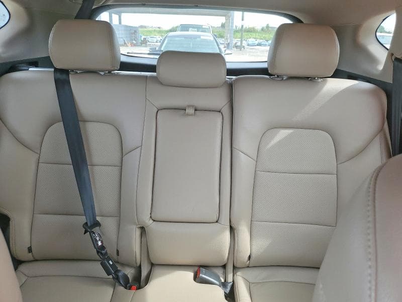2018 HYUNDAI TUCSON VALUE 10