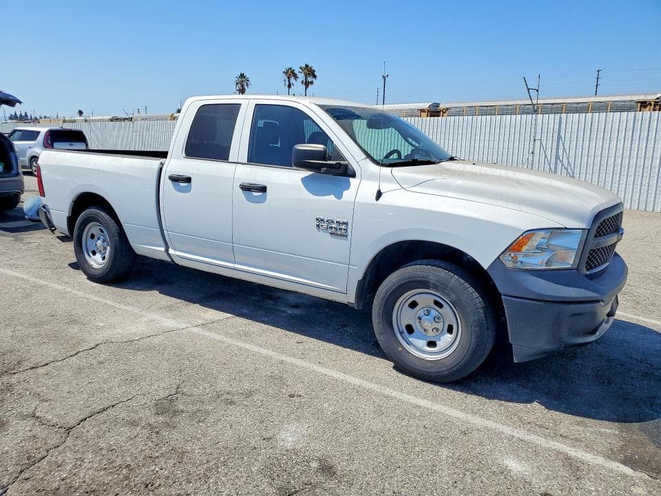 2019 RAM 1500 CLASSIC TRADESMAN 4