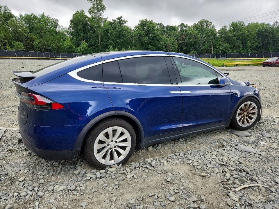 2021 TESLA MODEL X 3