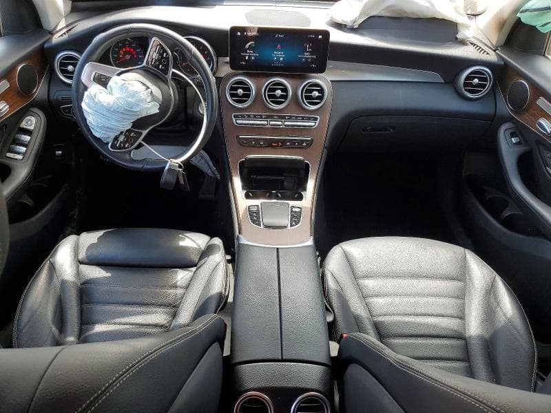 2022 MERCEDES-BENZ GLC 300 8
