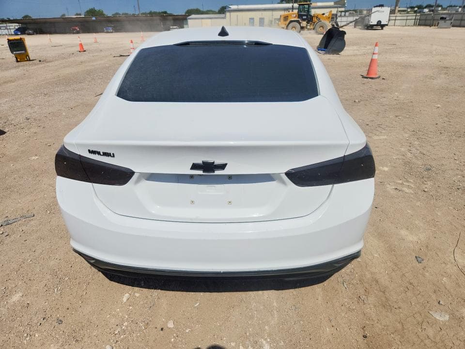 2018 CHEVROLET MALIBU LS 6