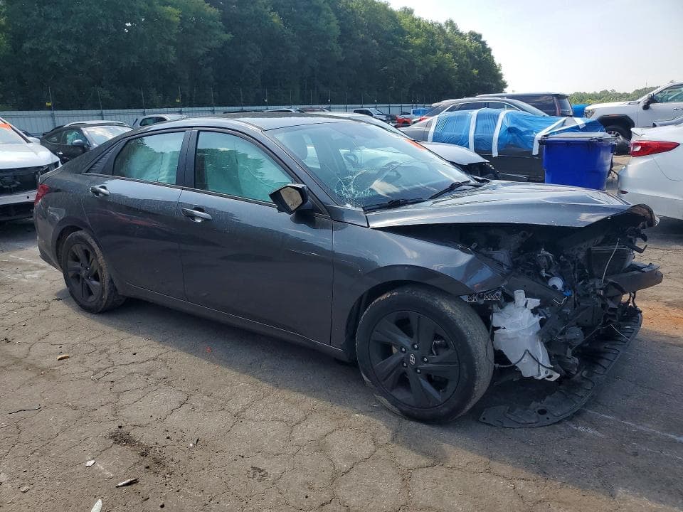 2021 HYUNDAI ELANTRA SEL 4