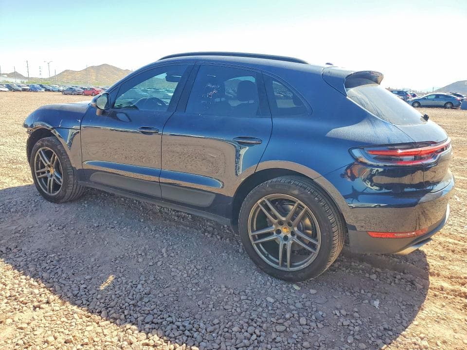 2020 PORSCHE MACAN 2