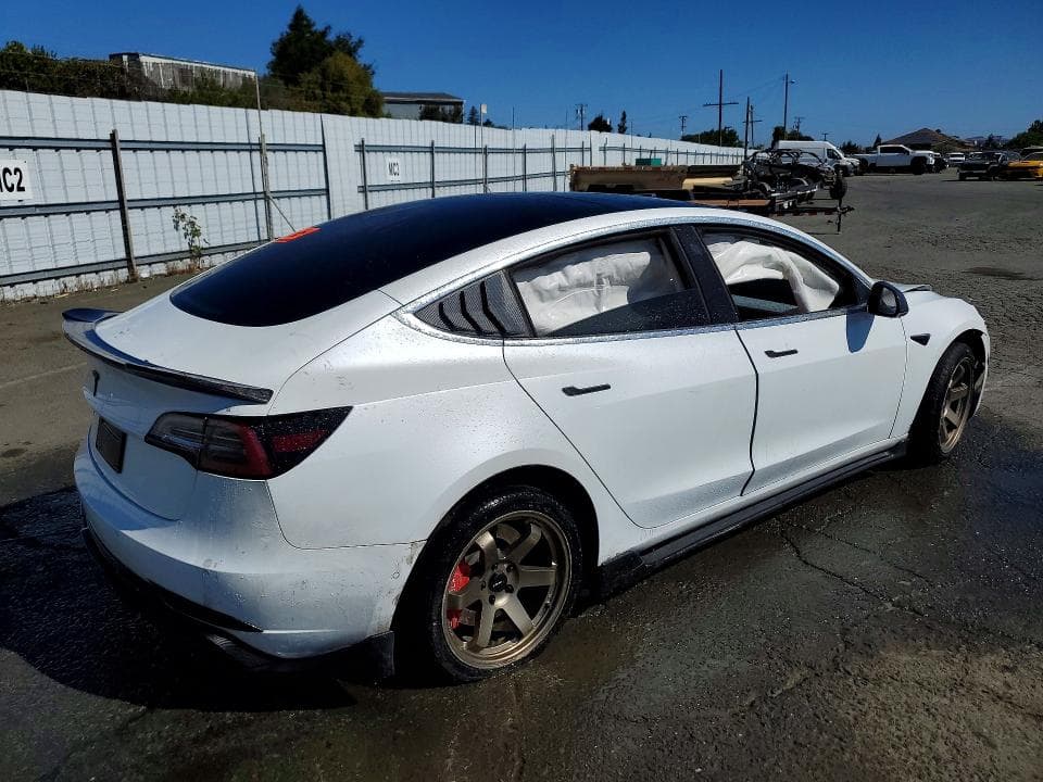 2019 TESLA MODEL 3 3