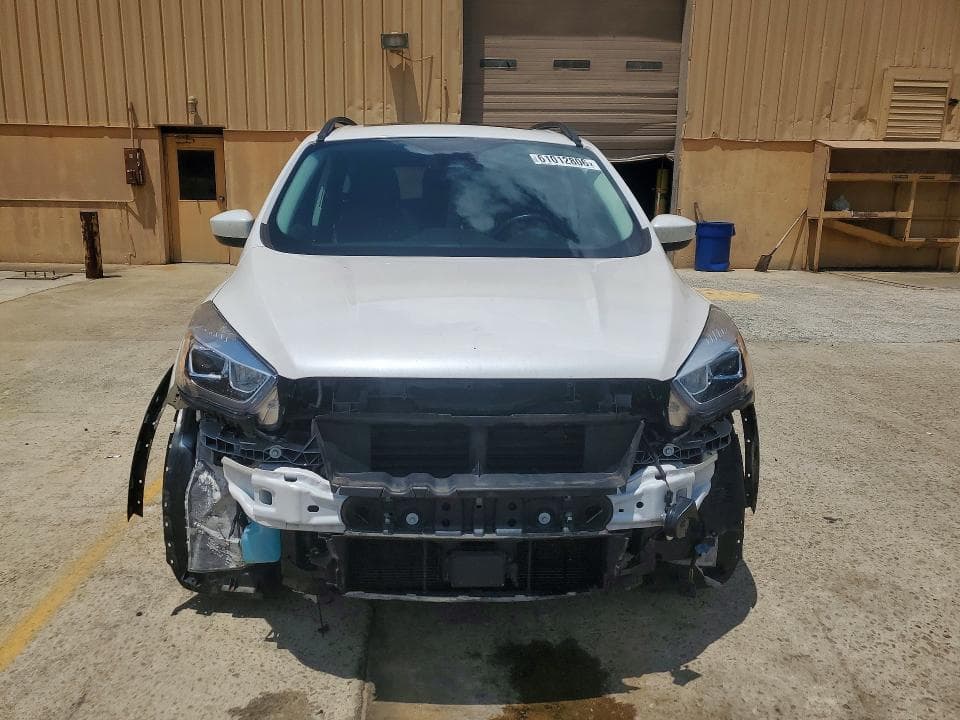 2018 FORD ESCAPE SEL 5