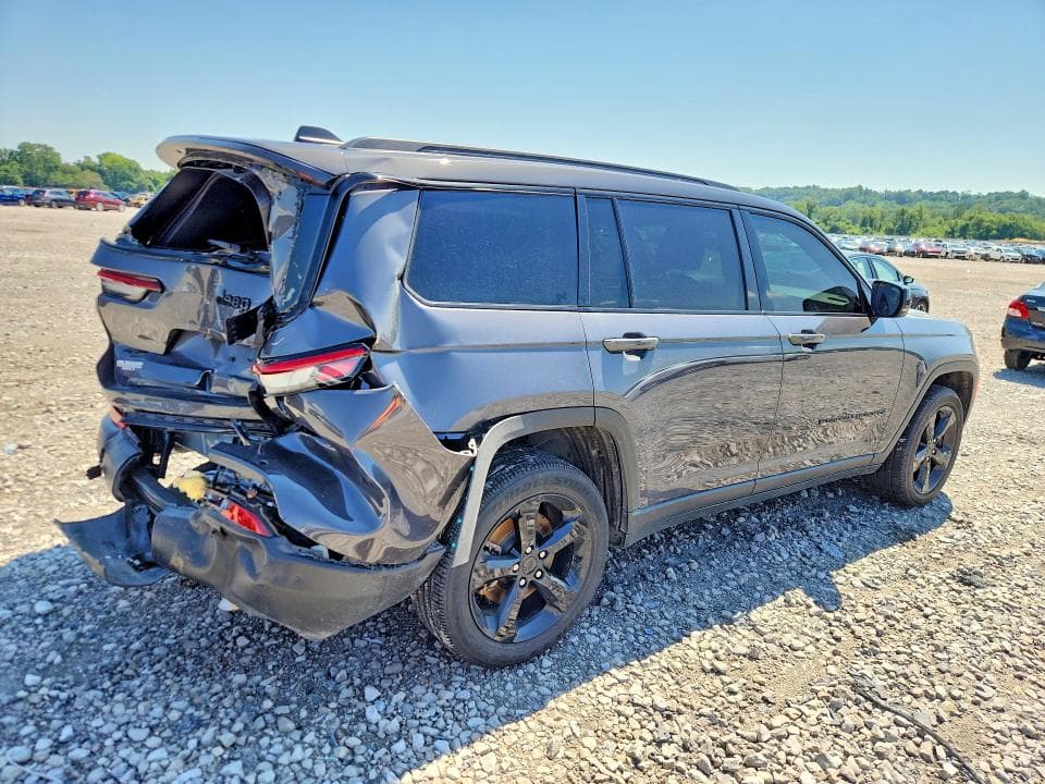 2024 JEEP GRAND CHEROKEE L LAREDO 3