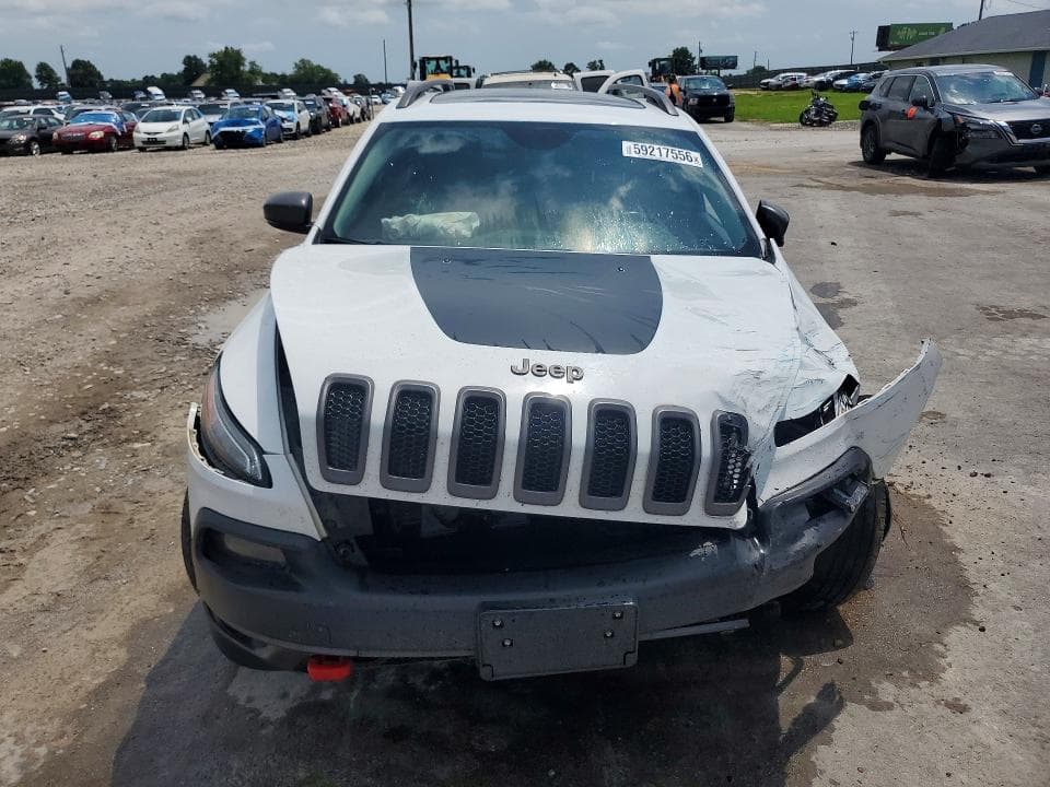 2017 JEEP CHEROKEE TRAILHAWK 5
