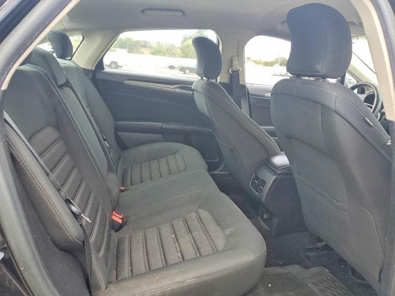 2019 FORD FUSION SE 10