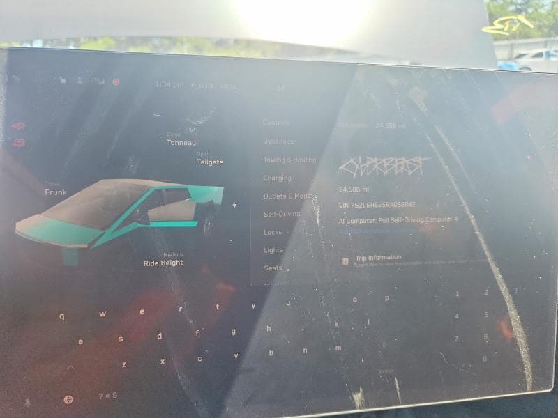 2024 TESLA CYBERTRUCK 9