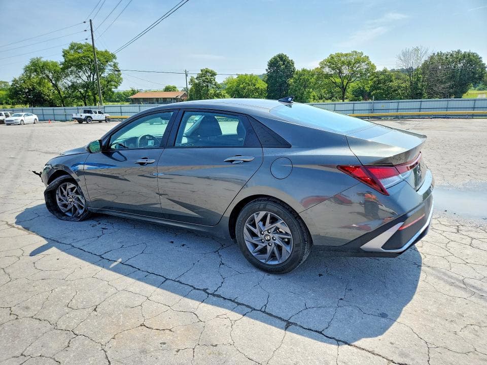 2024 HYUNDAI ELANTRA SEL 2