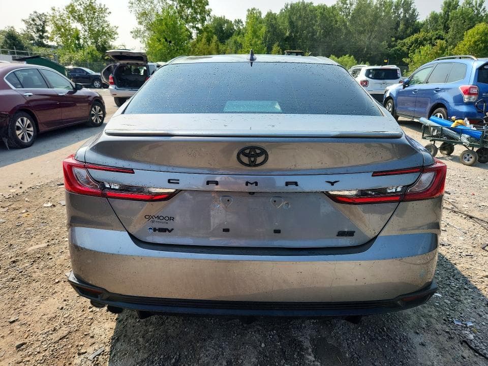 2025 TOYOTA CAMRY SE 6