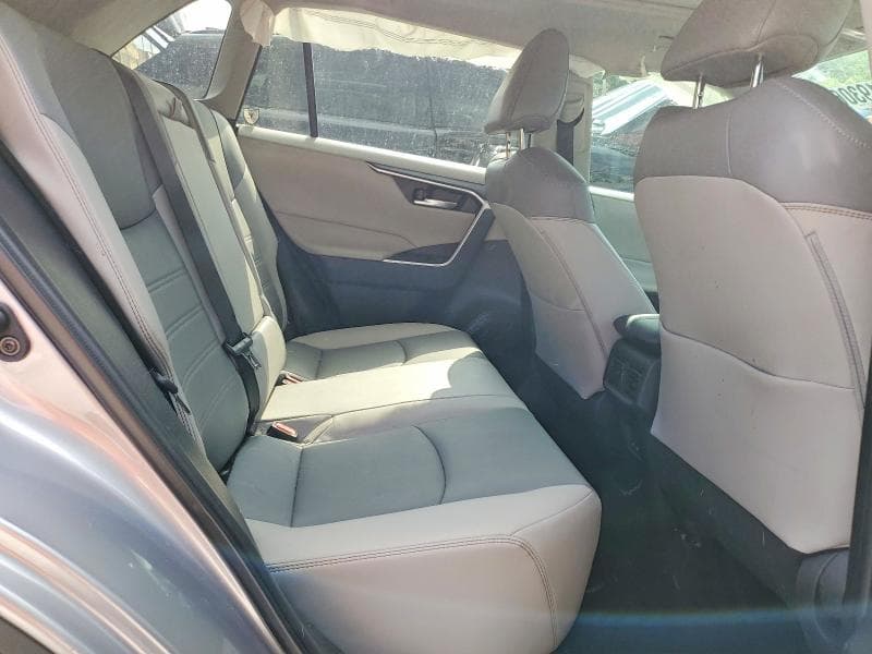 2023 TOYOTA RAV4 XLE PREMIUM 11