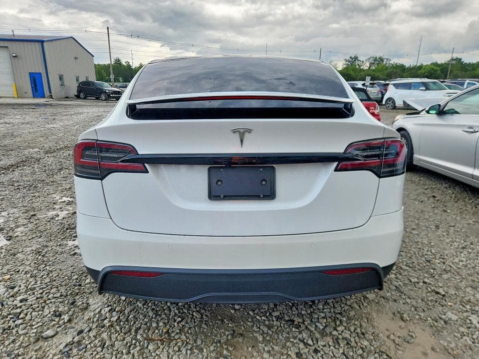 2022 TESLA MODEL X 6