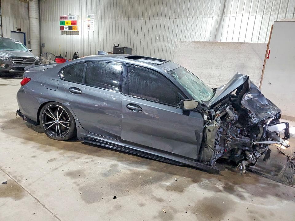 2019 BMW 330XI 4