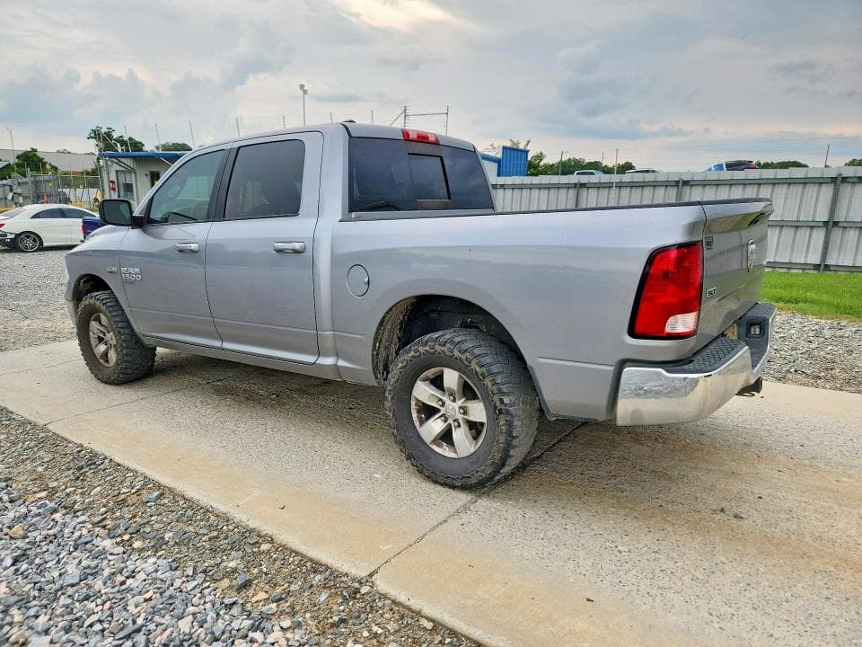 2019 RAM 1500 CLASSIC SLT 2
