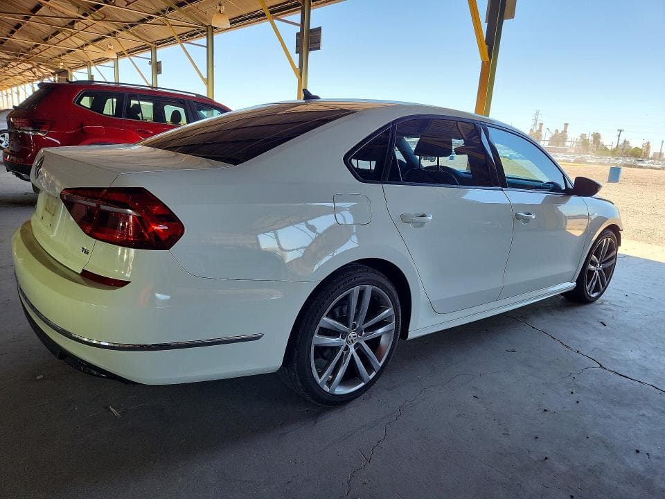 2018 VOLKSWAGEN PASSAT S 3